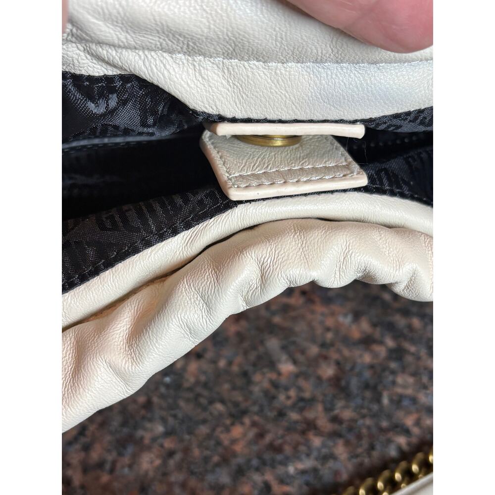 Kurt Geiger Designer Quilted Leather Shoulder Brixton Drawstring Bag Cream - Picture 5 of 15